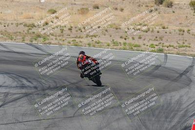 media/Apr-20-2025-AHRMA (Sun) [[393a79c373]]/Race/Group 3/Turn 4b/